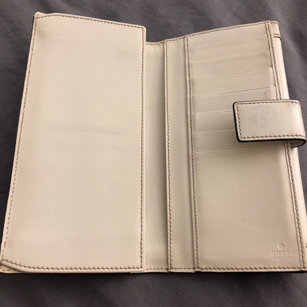 Gucci Wallet - Picture 3 of 5